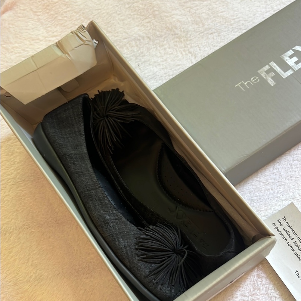 THE FLEXX Black Comfort Flats Pom Pom Lino Pearl ballet flats - Picture 12 of 16